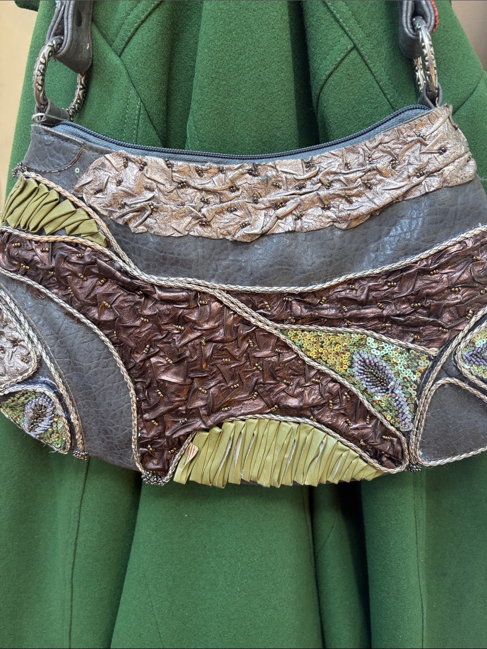 Mary Frances Gray Multicolor Beaded Floral Appliqué Shoulder Bag - Picture 13 of 16